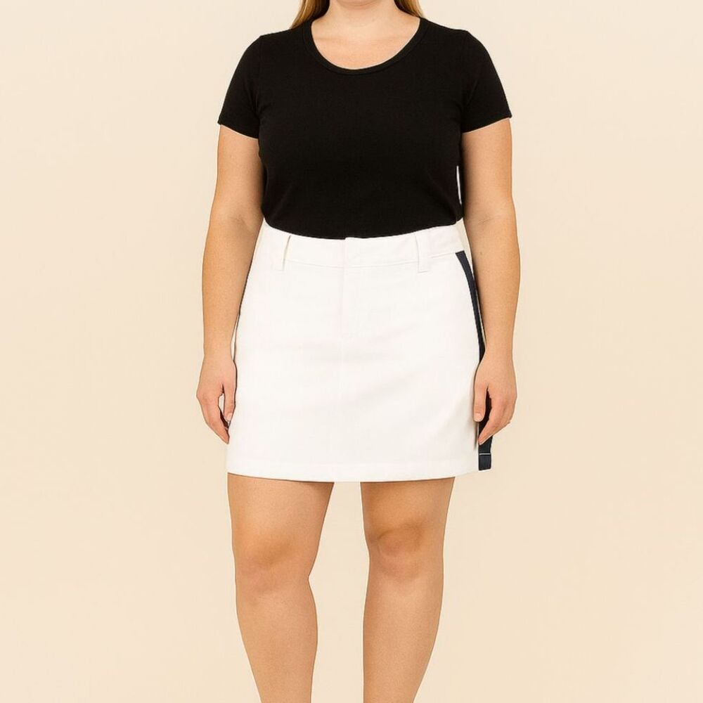 Womens Under Armour Performance White Black Golf Athletic Skort Size 12